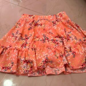 A beautiful summer skirt!💗🌷 A kids medium 10-12